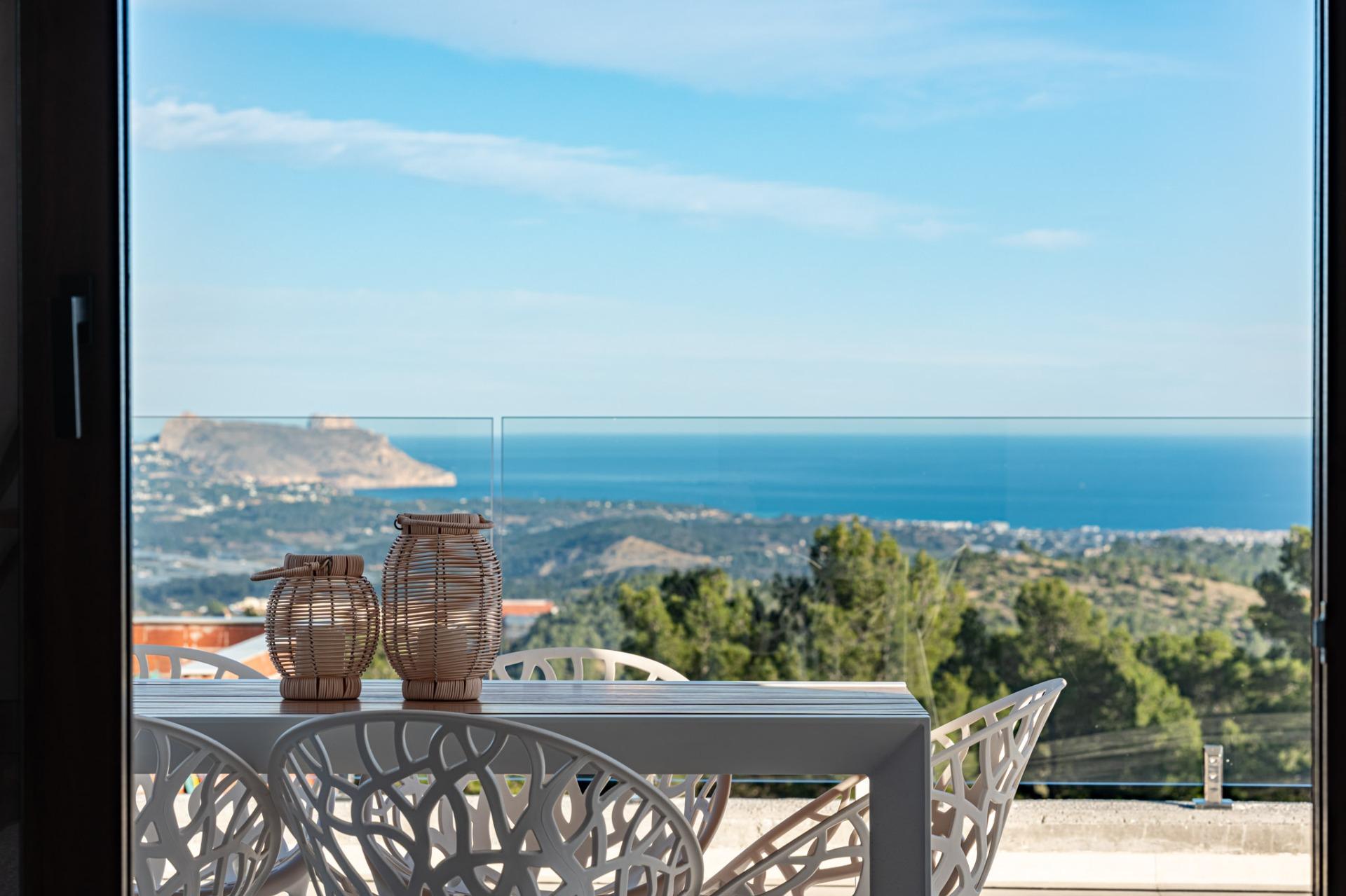 Stunning New Build Villas in Polop with Sea Views