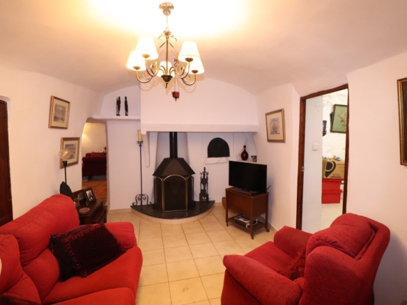 584