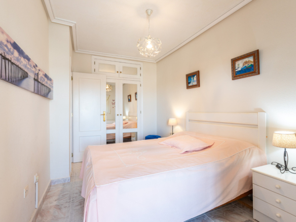 584