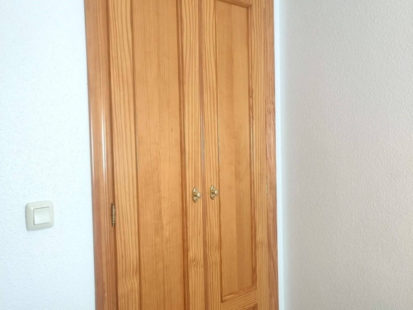 584