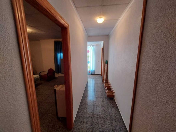 584