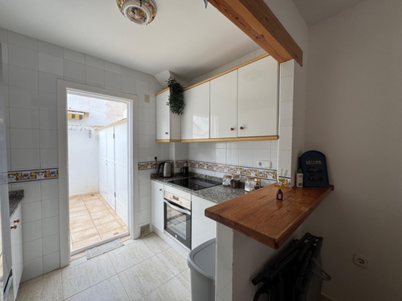 584