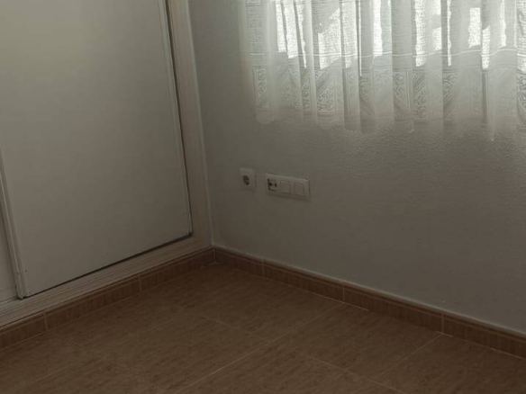584