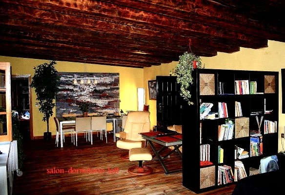 584