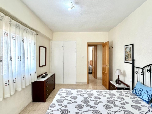 584
