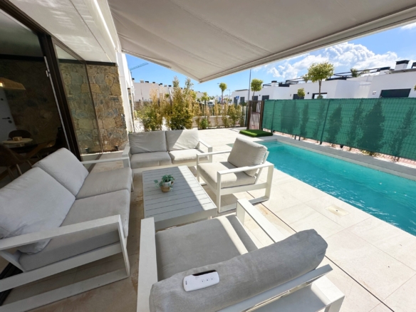 584