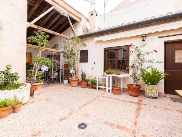 584