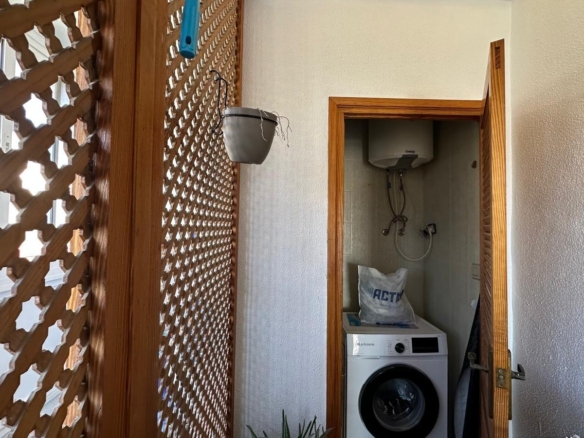 584