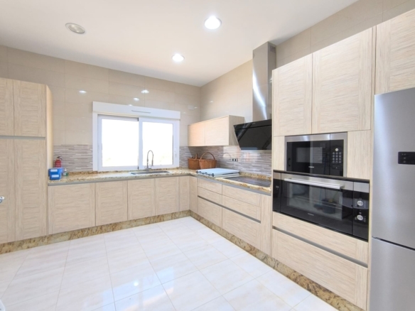 584