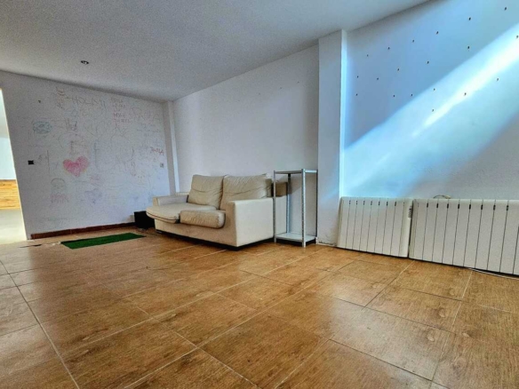 584