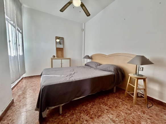 584