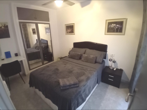 584