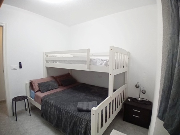 584