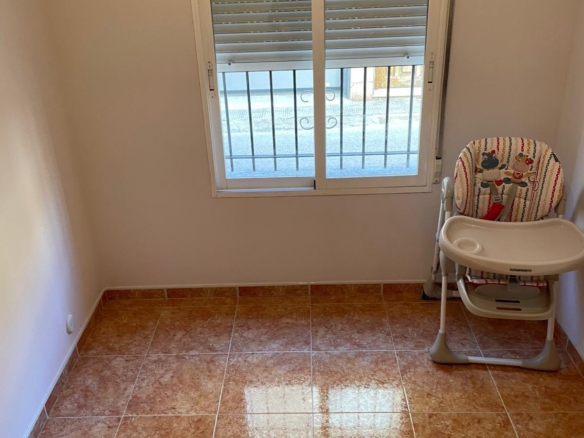 584