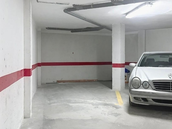 584