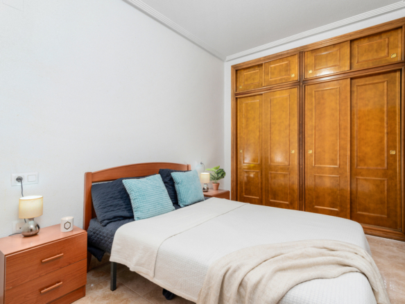 584