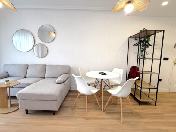 584