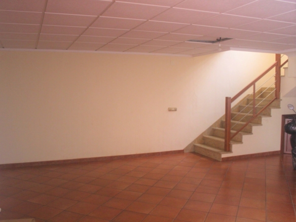584