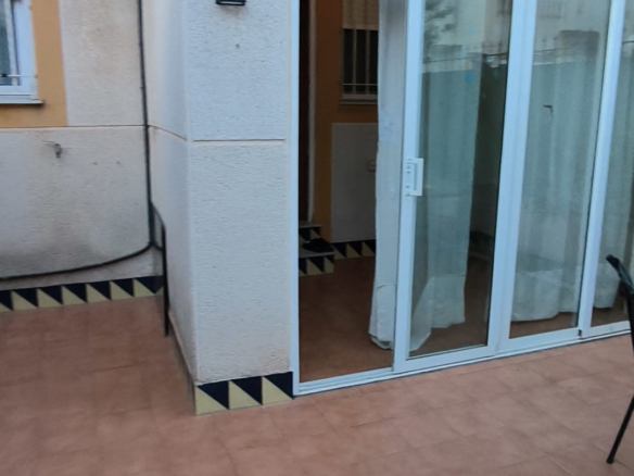584