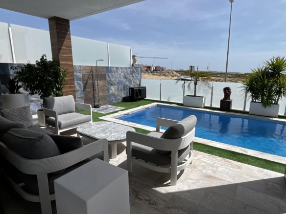 Town House for Sale in Orihuela, Alicante