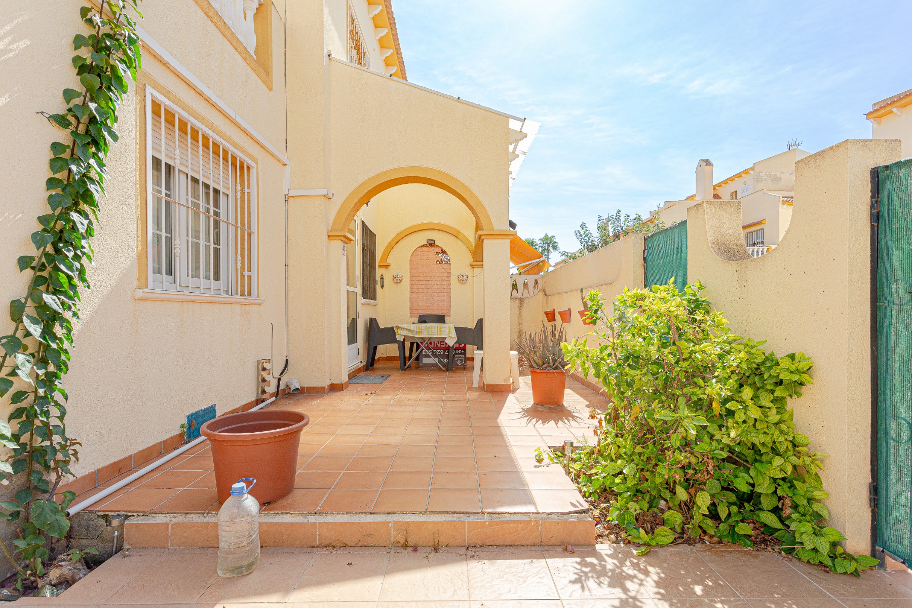 Villa for Sale in Pilar de La Horadada, Alicante