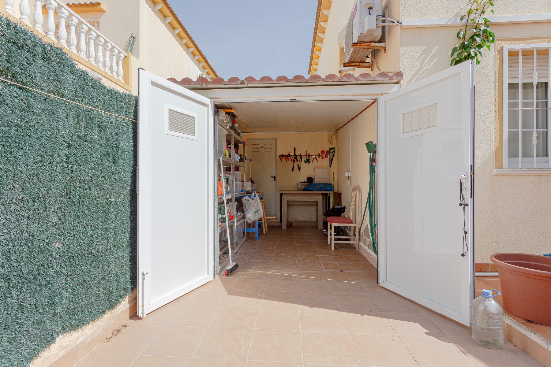 Villa for Sale in Pilar de La Horadada, Alicante