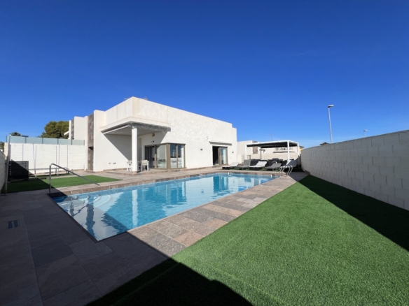 Villa for Sale in Orihuela Costa, Alicante