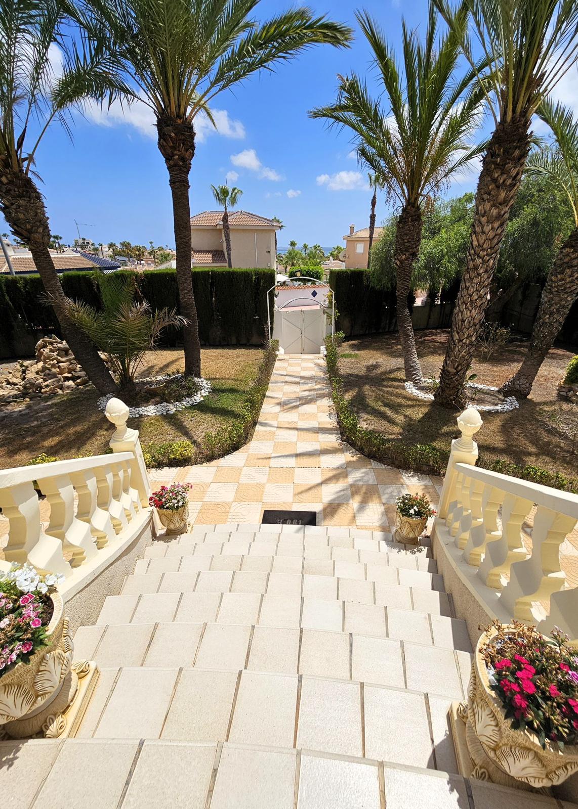 Classic Luxury Villa in Ciudad Quesada