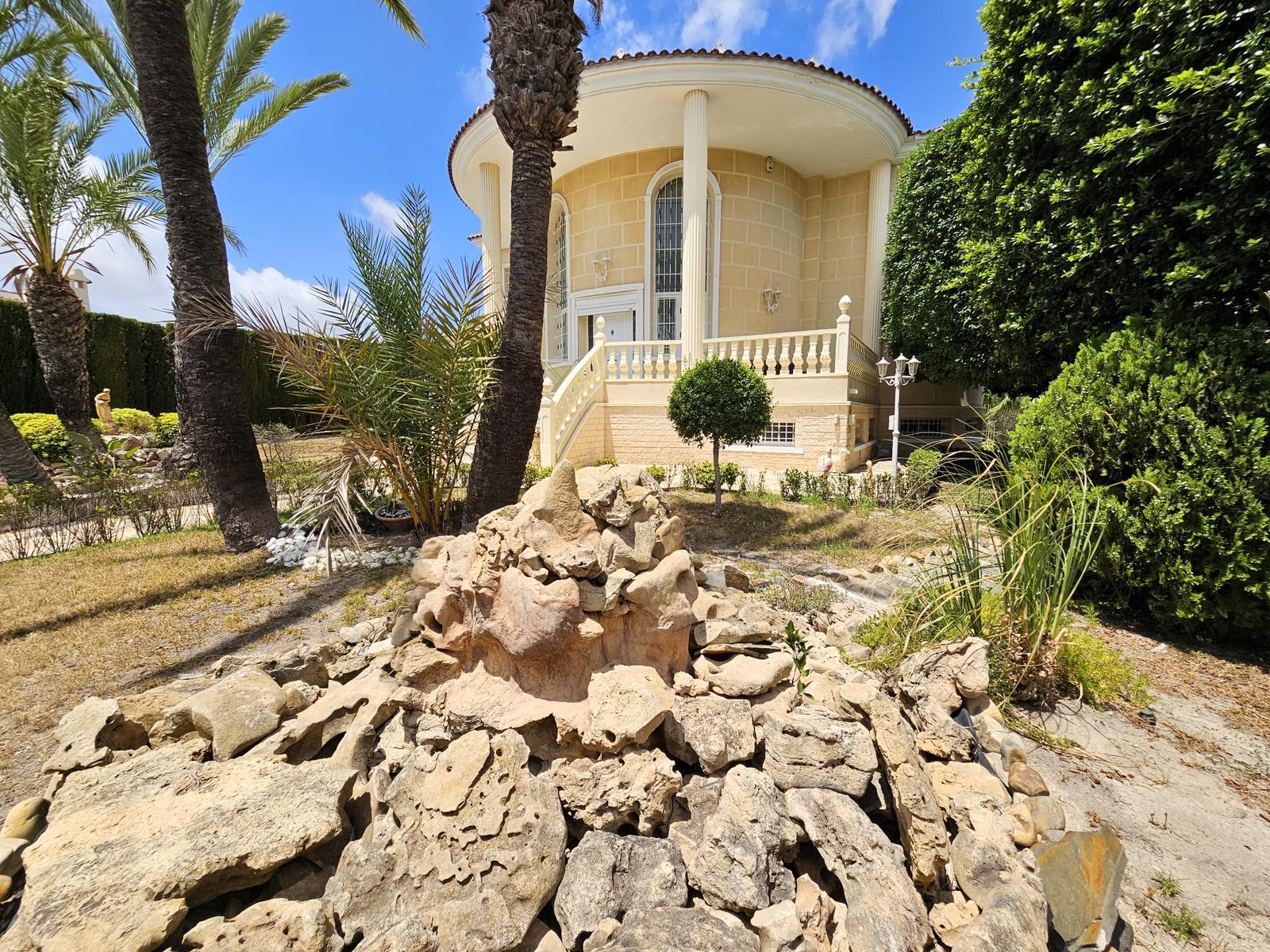 Classic Luxury Villa in Ciudad Quesada