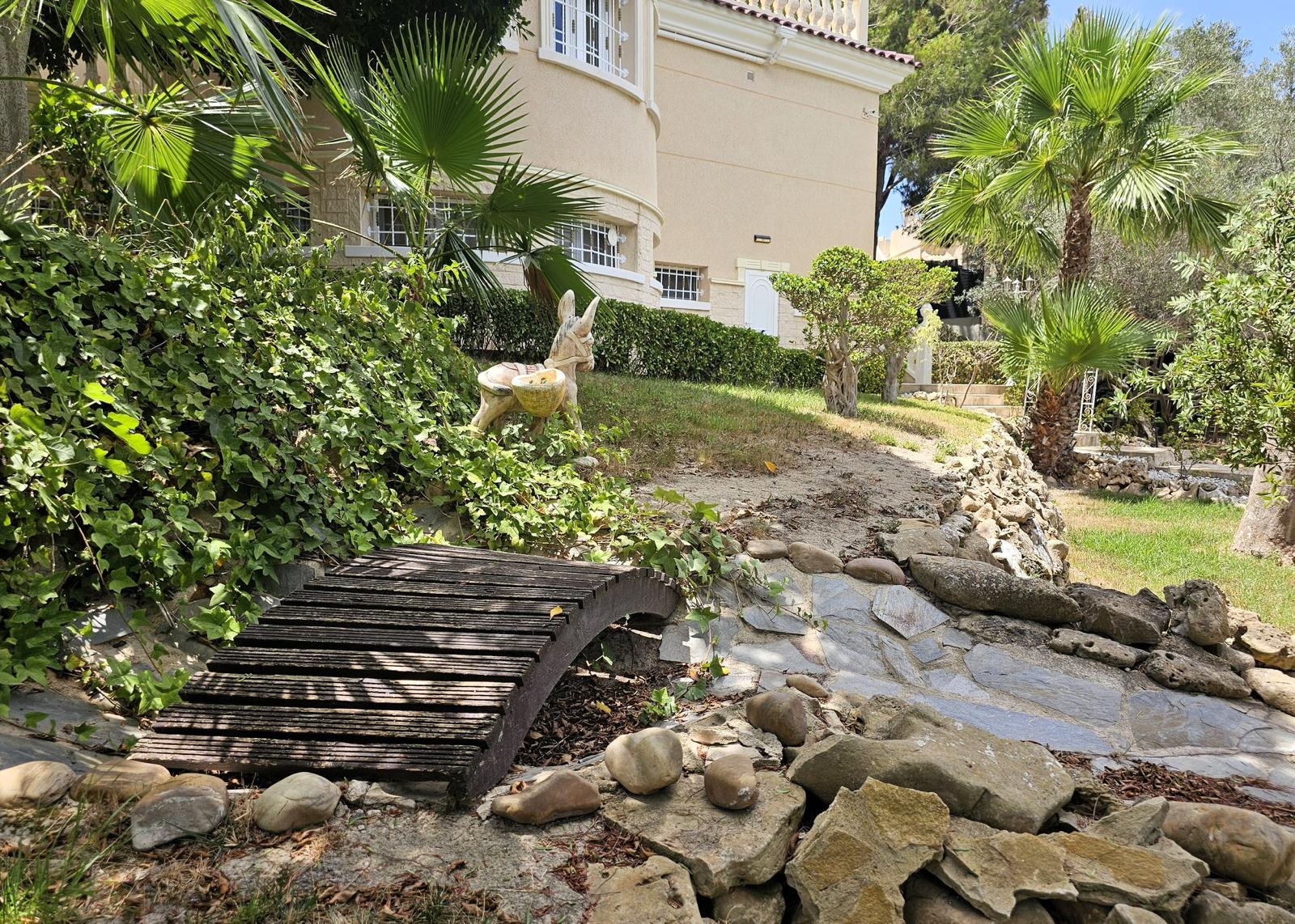 Classic Luxury Villa in Ciudad Quesada