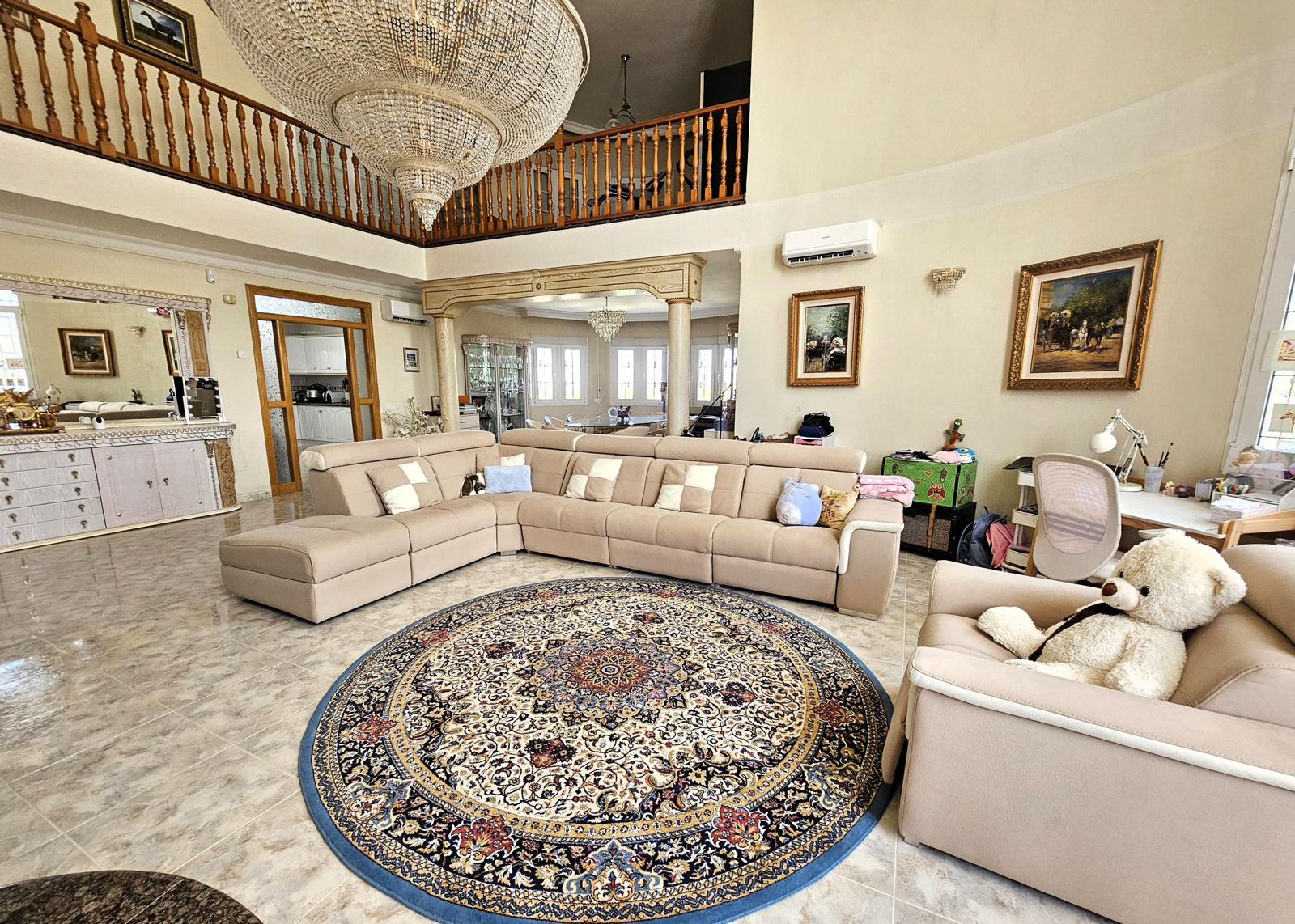 Classic Luxury Villa in Ciudad Quesada