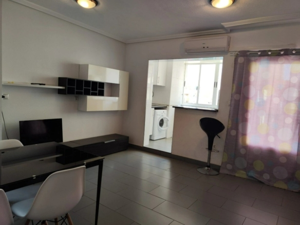 Apartment for sale in Torrevieja, Alicante