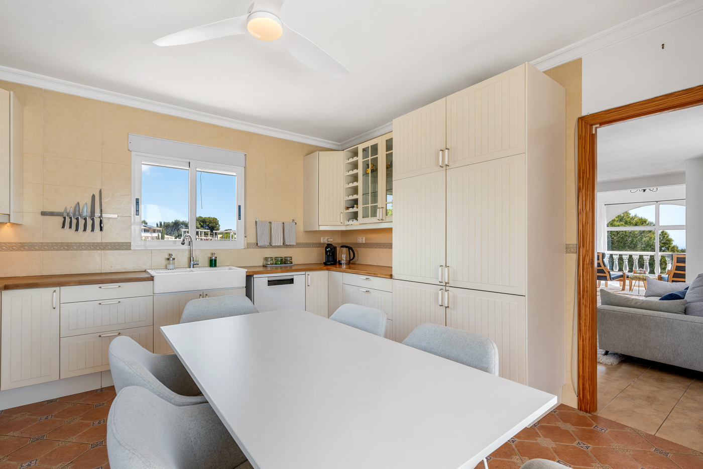 Spacious Detached Luxury Villa in Pinar de Campoverde with tourist licence