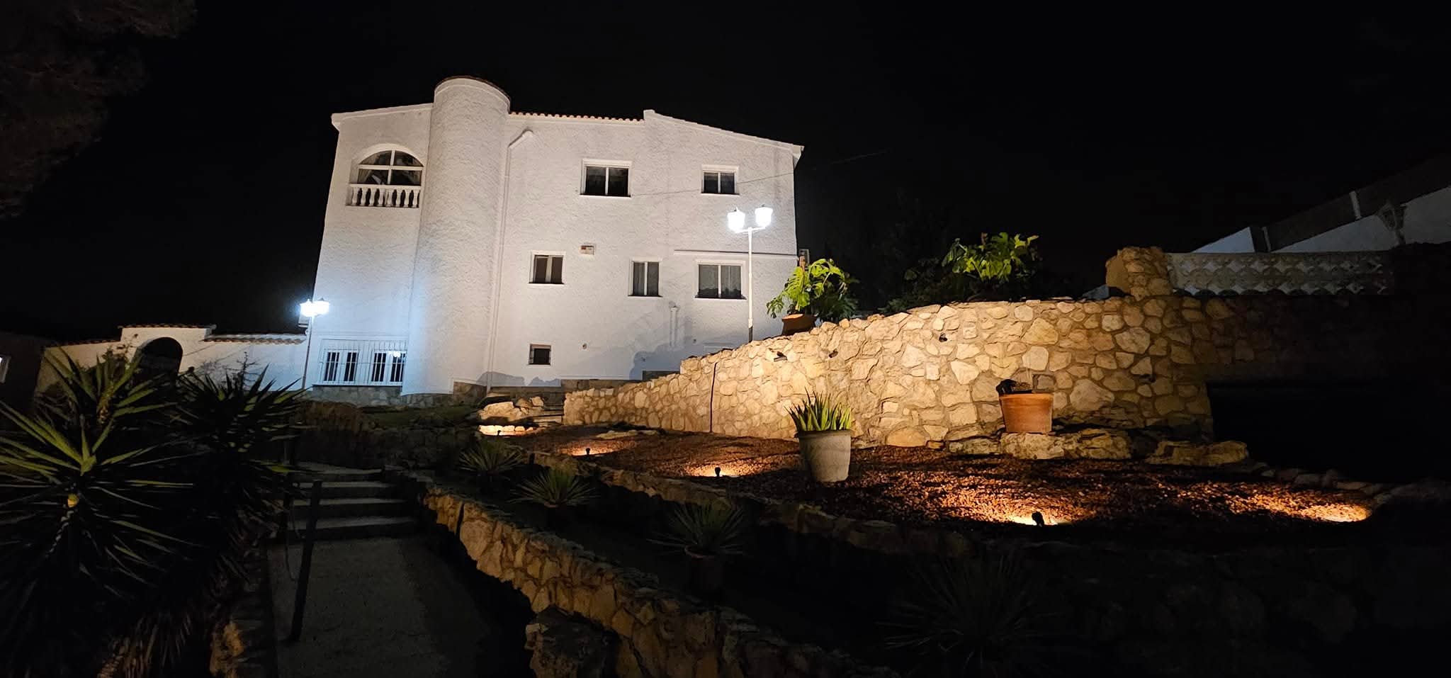 Spacious Detached Luxury Villa in Pinar de Campoverde with tourist licence