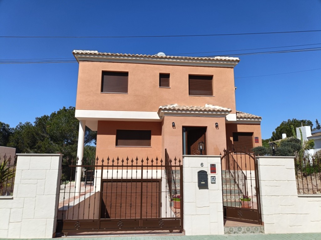 Private Luxury Villa with Indoor Heated Pool Surrounded by Nature in Pinar de Campoverde