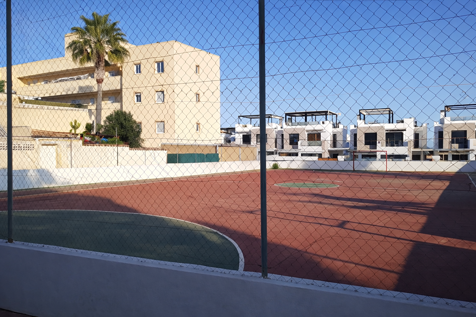 Apartment for Sale in Lomas de Cabo Roig with Panoramic Sea Views and Lift
