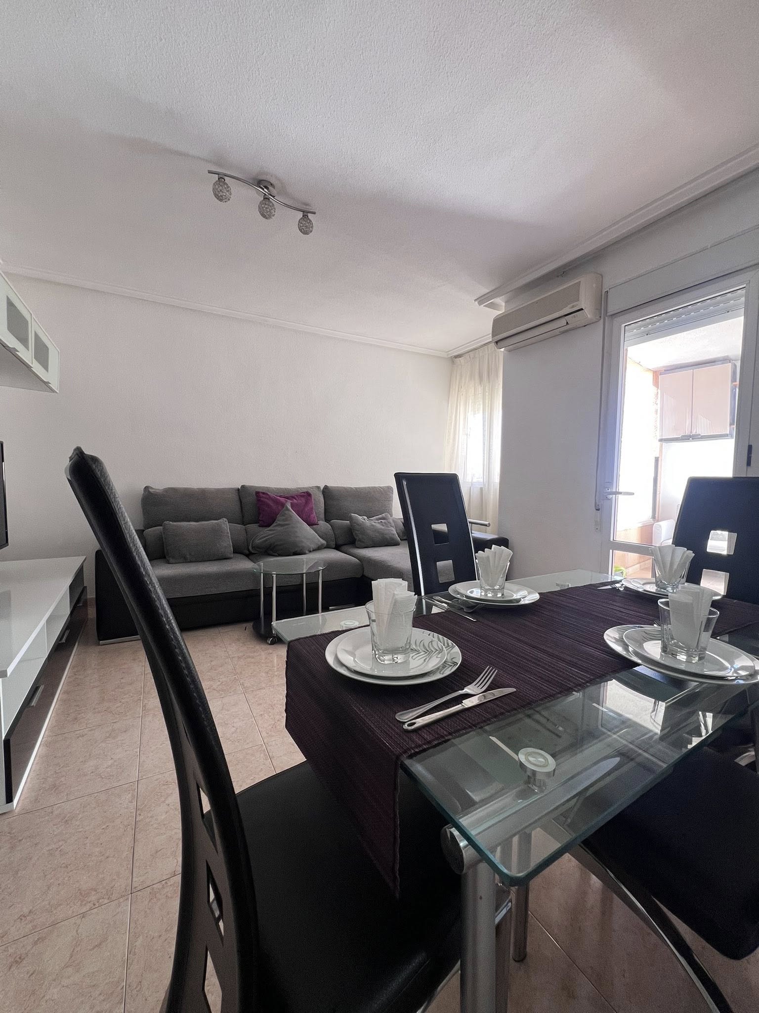 Apartment for Sale in Torrevieja El Molino with Pool and Lift