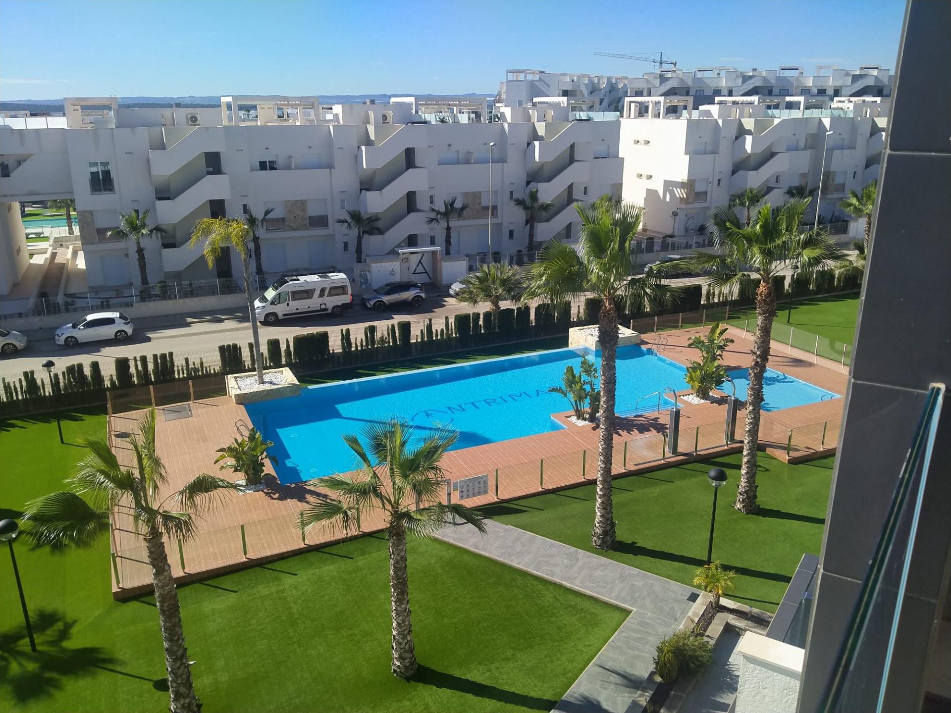 2-1 Bungalow for Sale in Guardamar del Segura, Alicante