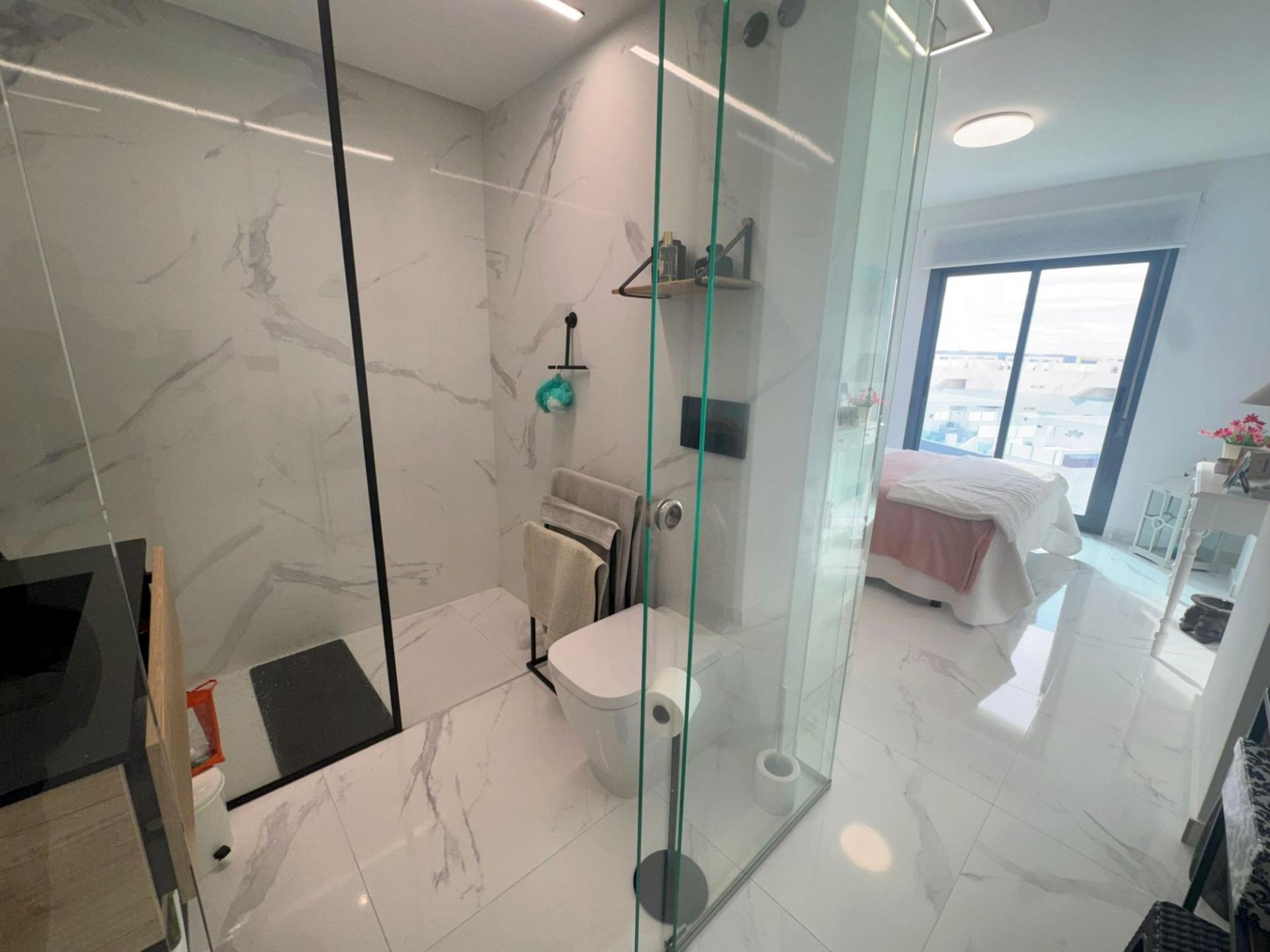 Bungalow for Sale in Guardamar del Segura, Alicante