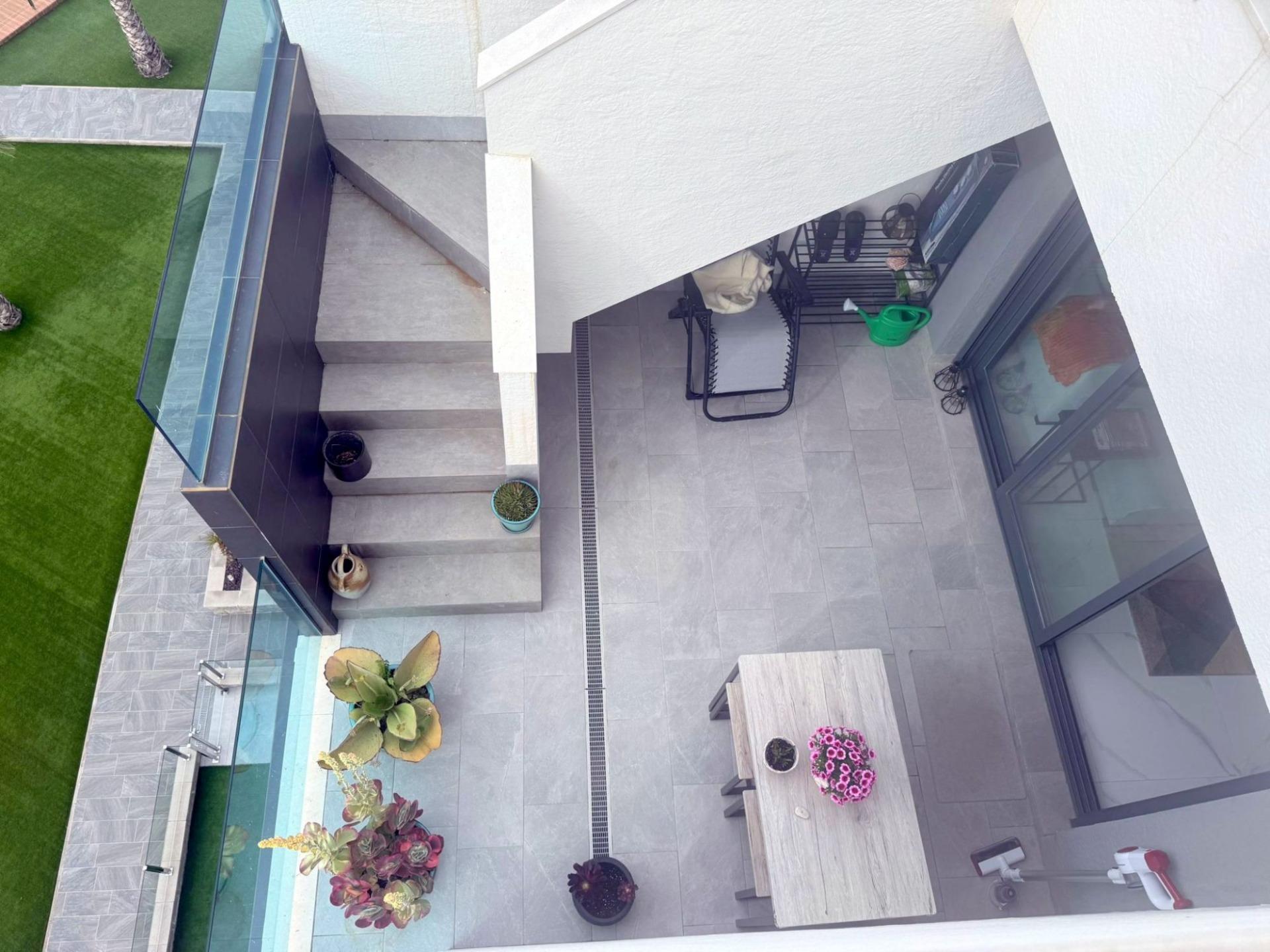 Bungalow for Sale in Guardamar del Segura, Alicante