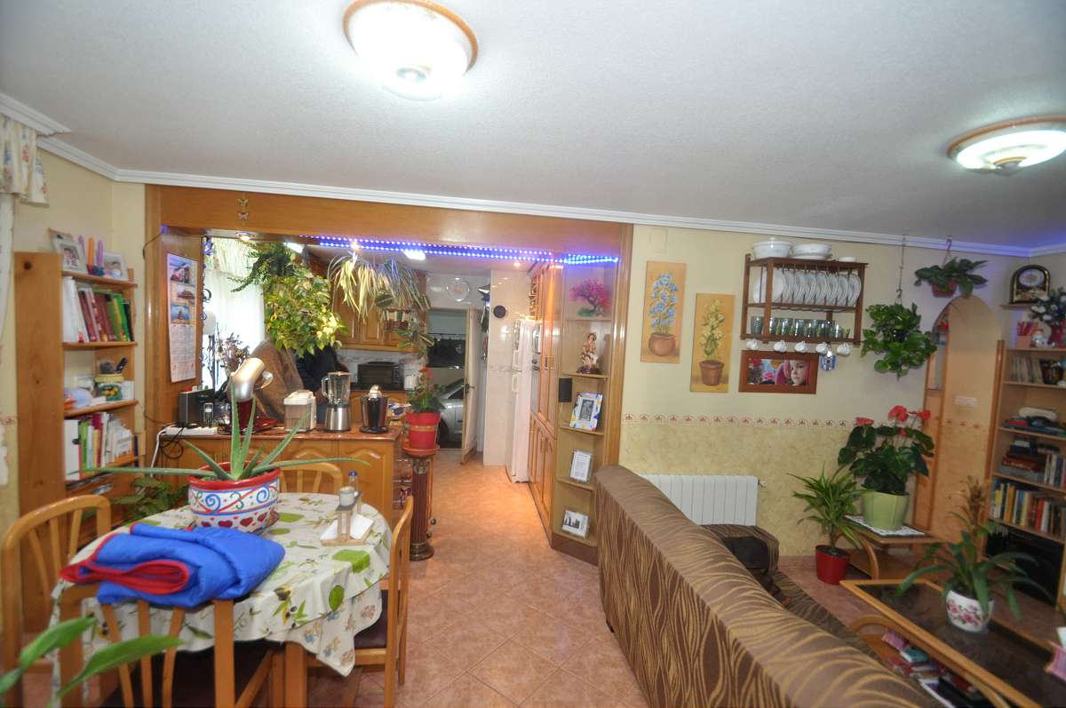 Town House for Sale in Pinoso, Alicante