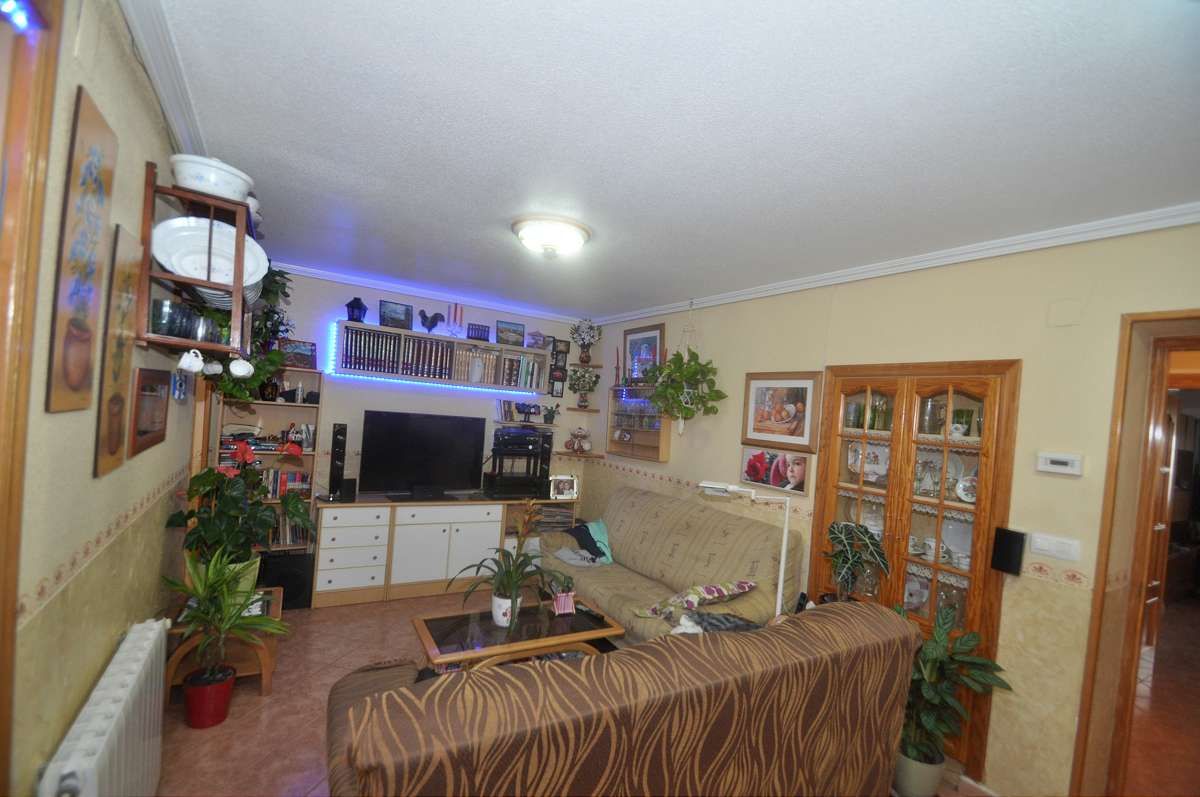 Town House for Sale in Pinoso, Alicante