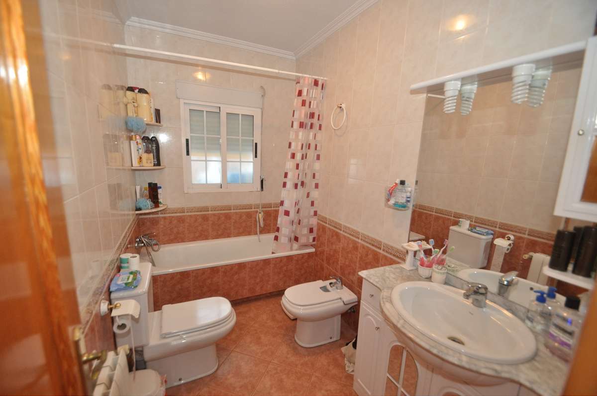 Town House for Sale in Pinoso, Alicante