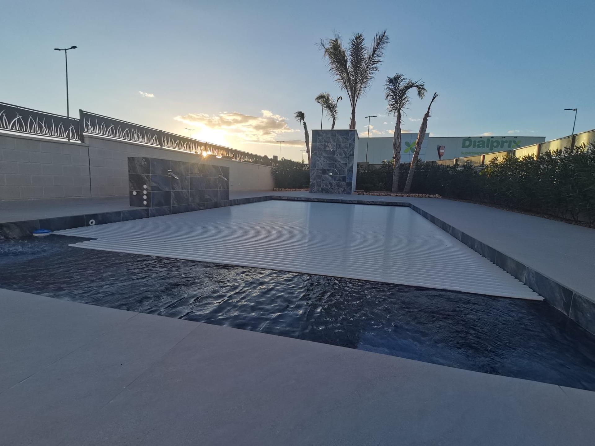 NEW BUILD RESIDENTIAL OF VILLAS IN LOS MONTESINOS