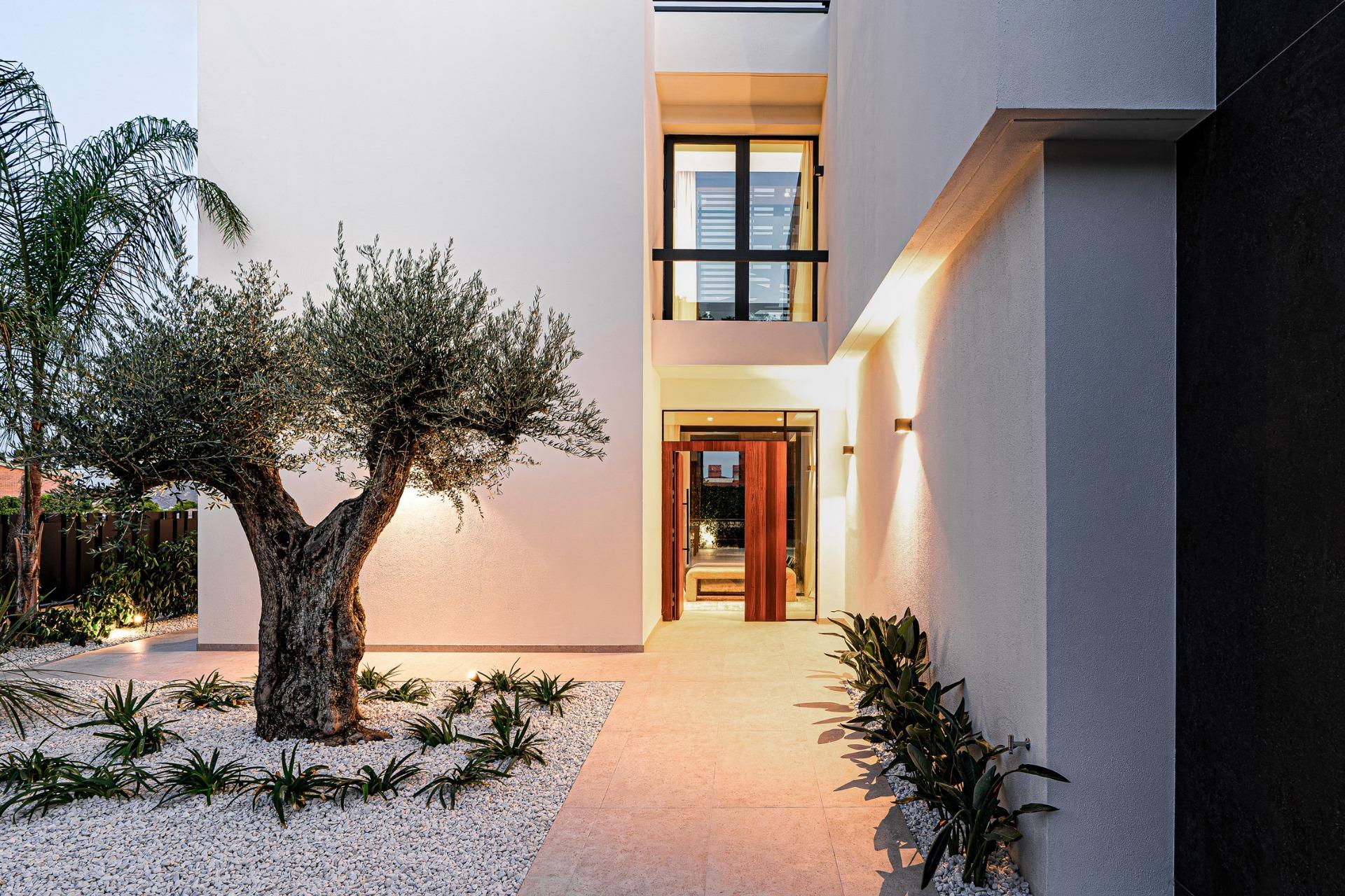 Exclusive New-Build Villas with Private Pools in La Nucía, Near Benidorm