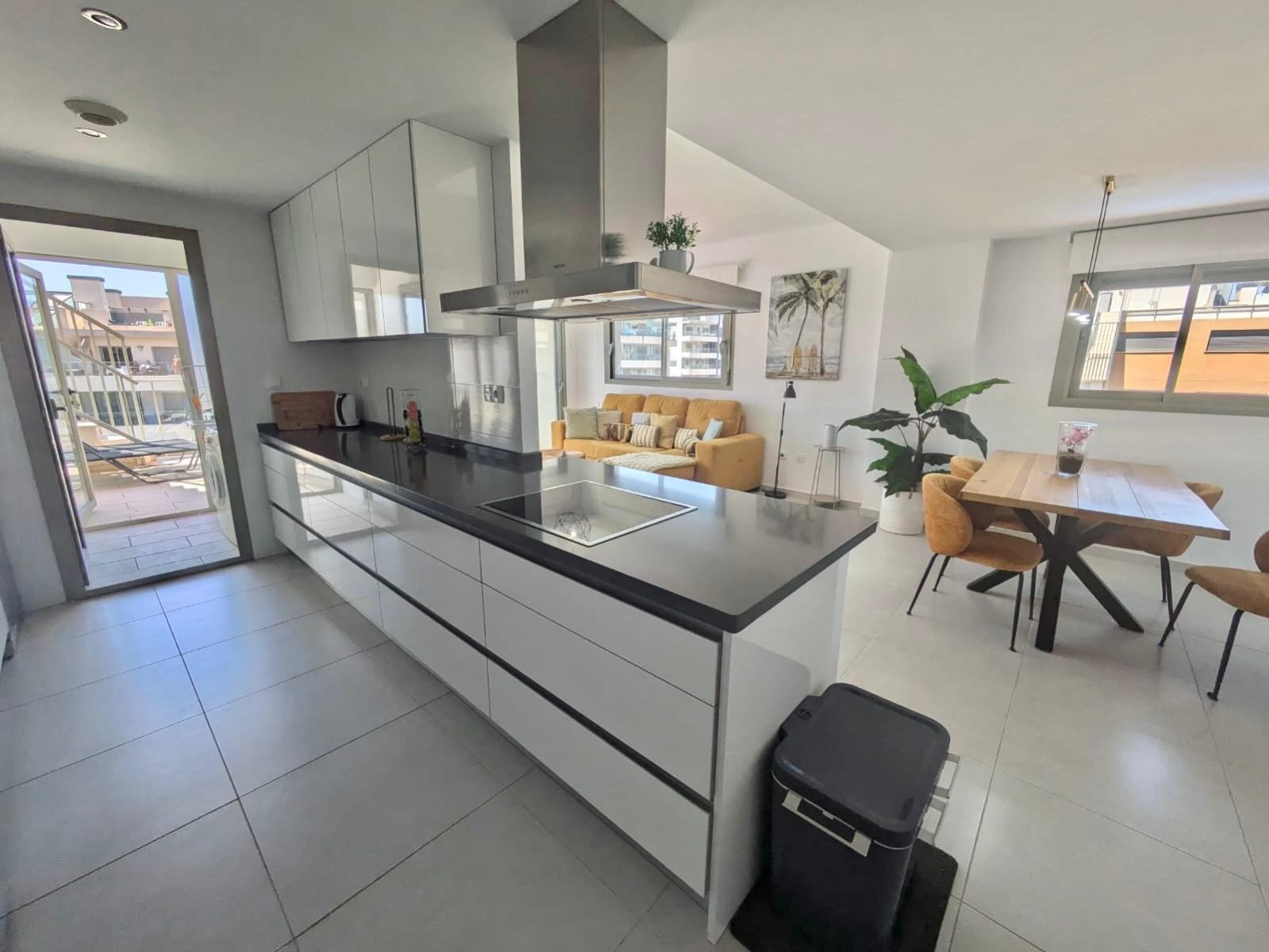 Penthouse for Sale in Villamartin, Alicante