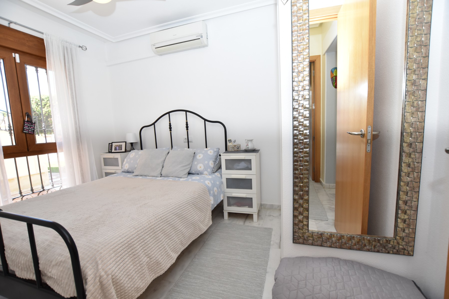 Apartment for Sale in Algorfa, Alicante