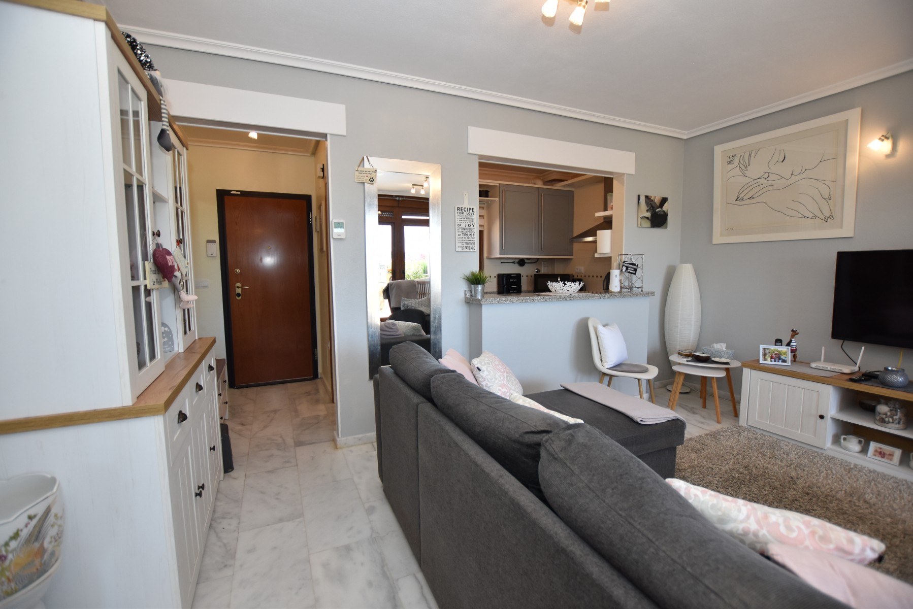 Apartment for Sale in Algorfa, Alicante