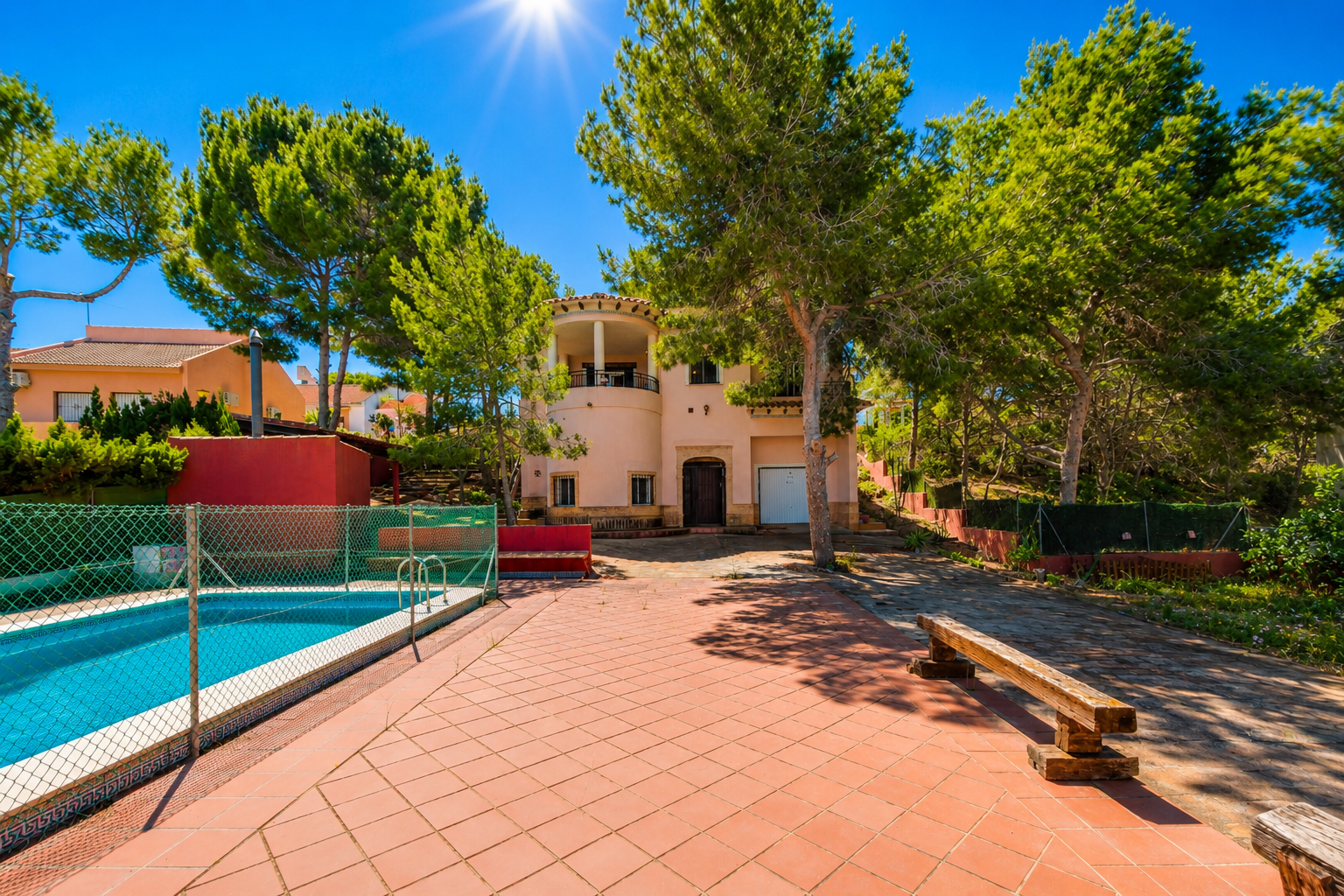 Villa for Sale in San Miguel de Salinas, Alicante