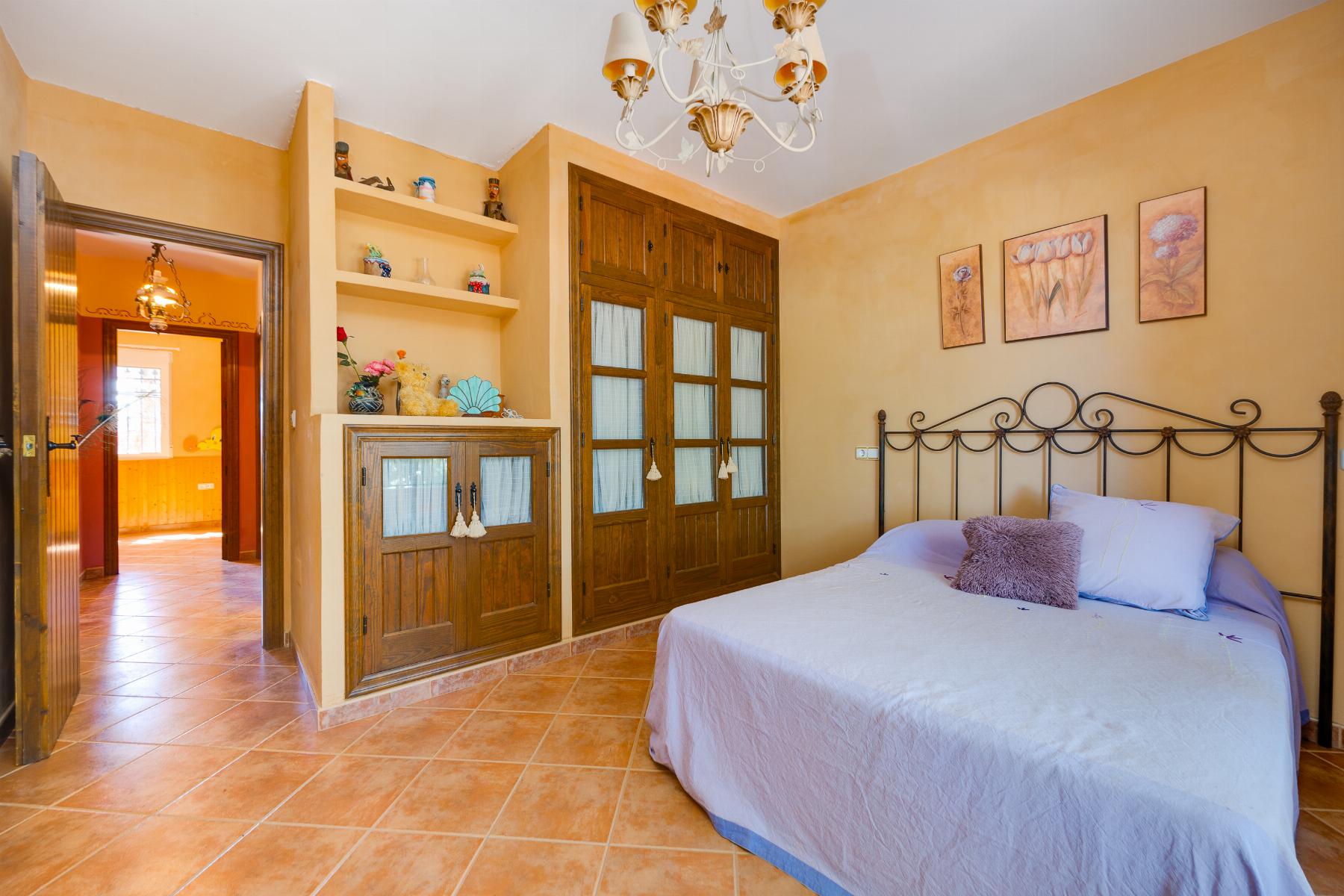 Villa for Sale in San Miguel de Salinas, Alicante